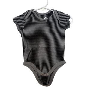 Onesie size 3-6M